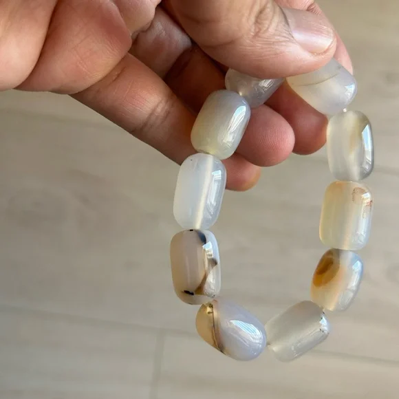 Handmade Natural Chunky Agate Bracelet, 6” - Picture 3 of 8